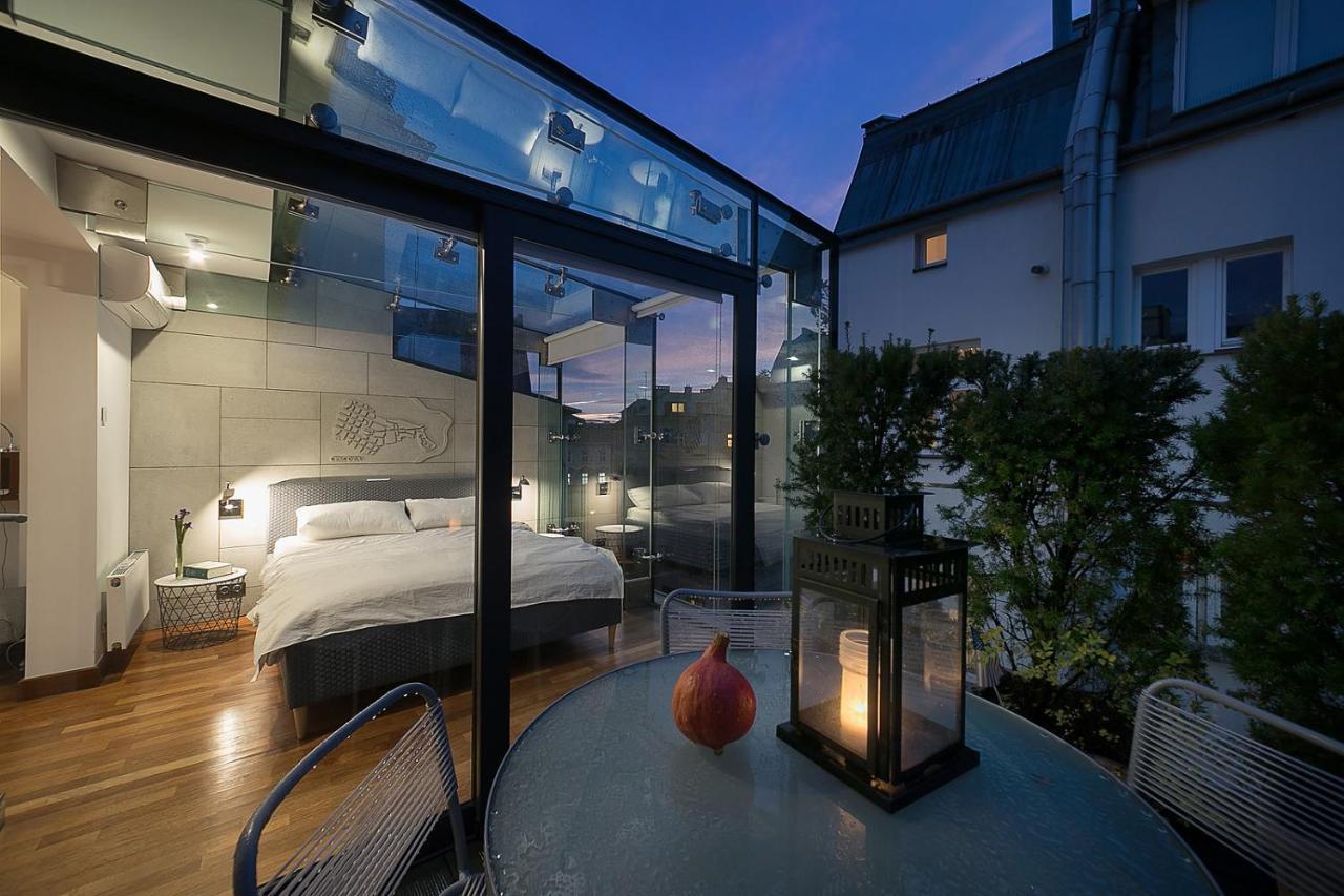 Main Square Studio With Terrace & Air Condition คราคูฟ ภายนอก รูปภาพ
